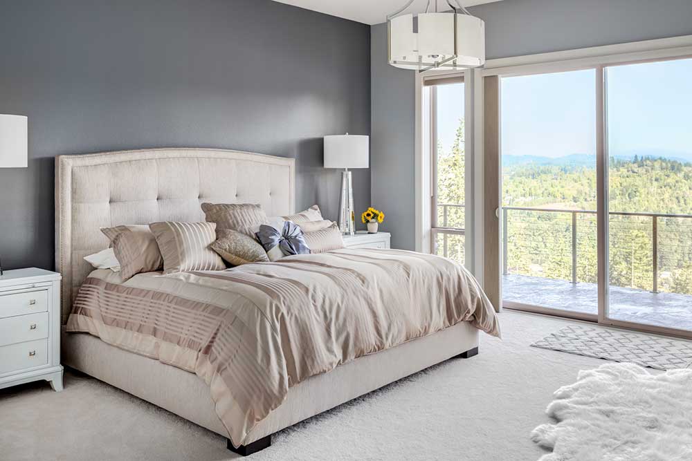 Transitional Bedroom Shot