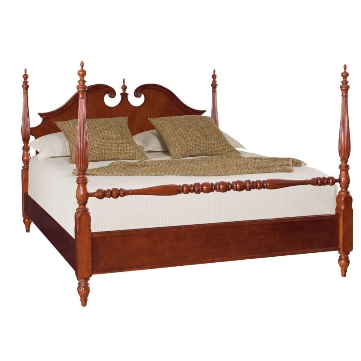 Cherry Grove Low Poster Cal. King Bed Cherry Grove Low Poster Cal. King Bed - Image 1
