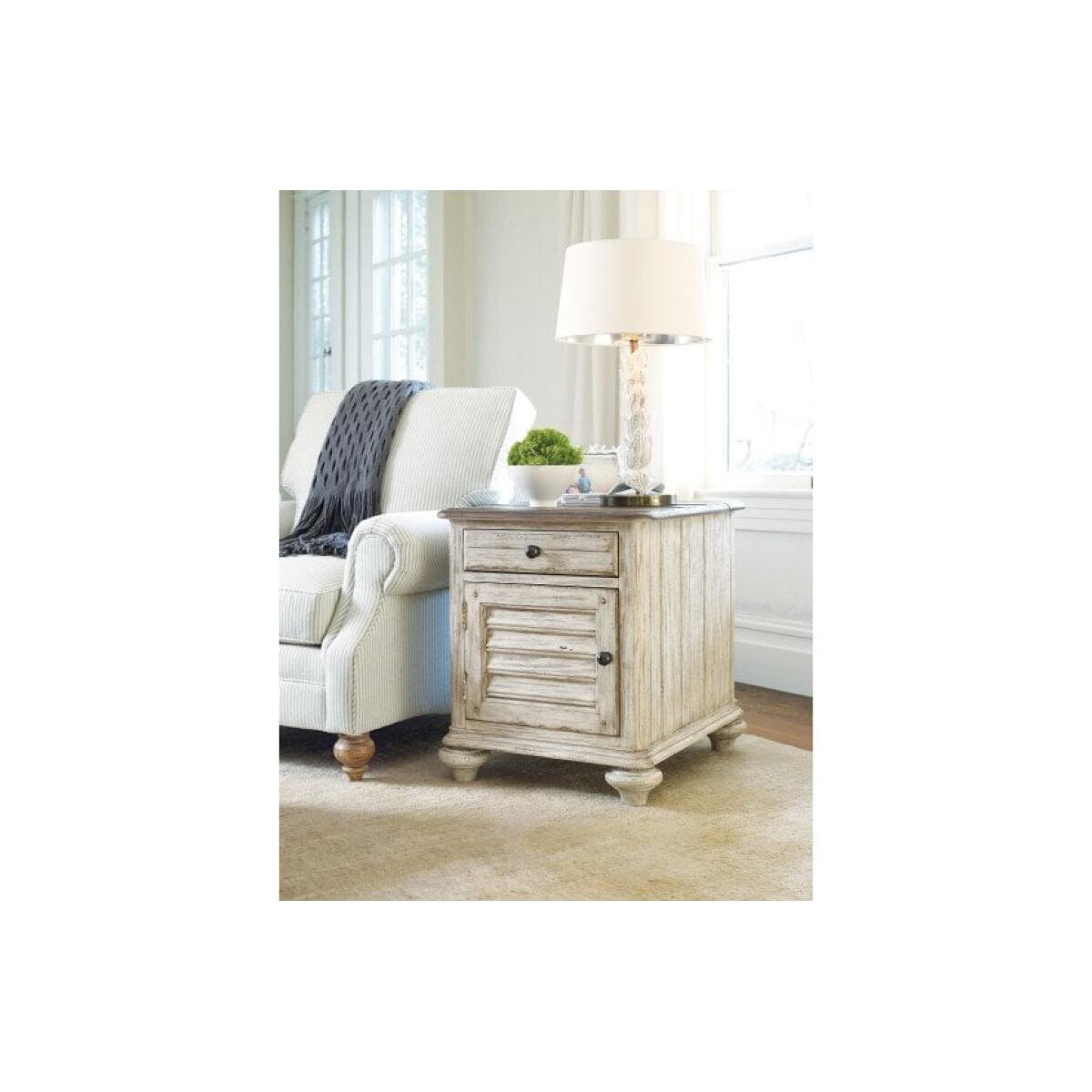 Weatherford Chairside Table Weatherford Chairside Table - Image 1