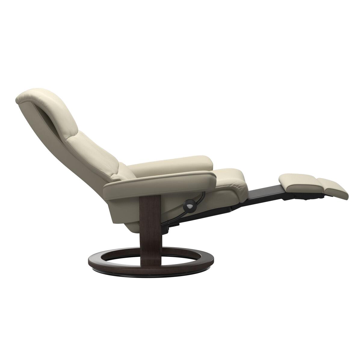 Stressless® View (M) Classic Base Recliner with Power Recliners Stressless