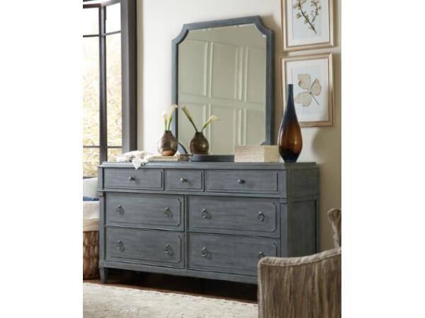 Hooker Furniture Hamilton Bedroom Dresser with Mirror Outlet Bedroom Clearance Hooker Furniture Hamilton Bedroom Dresser with Mirror Outlet Bedroom Clearance