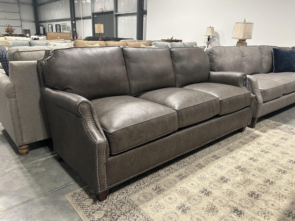 Clearance Sofas Jernigan Furniture Goldsboro & Smithfield NC