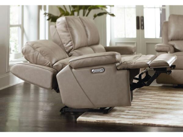 Parsons Club Level Loveseat w/Power - Image 2